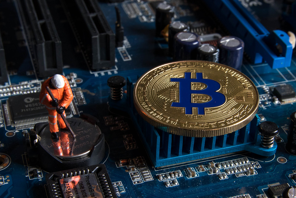 Russian Govt Officials Call For Legalization Of Crypto Mining