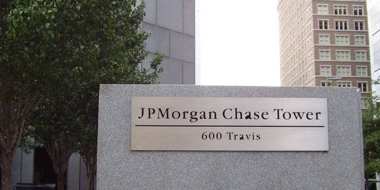 JPMorgan Strategist Tells Investors To Sell Bitcoin After Fed’s Stance