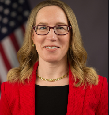 Hester Peirce Urges, sec, etf, exchange,