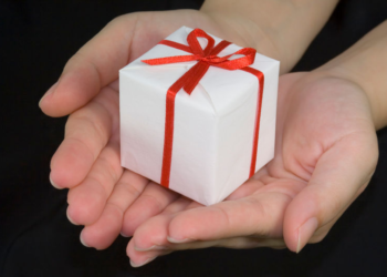 Bitcoin Bday Gift: Peter Schiff’s Son Gets BTC On 18th Birthday