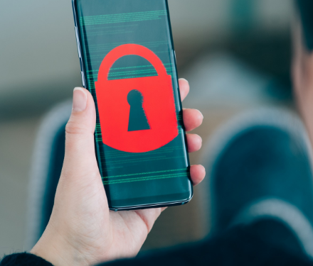 UK Jeweler Sues, ransom, scam,