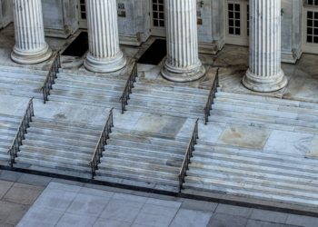 Crypto Startup Wins Cybersquatting Dispute –  Deloitte Loses